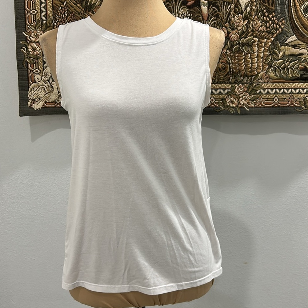 Athleta Girl White Tank Twist‎ Back Cut Out Athletic Top. Size XL (14)